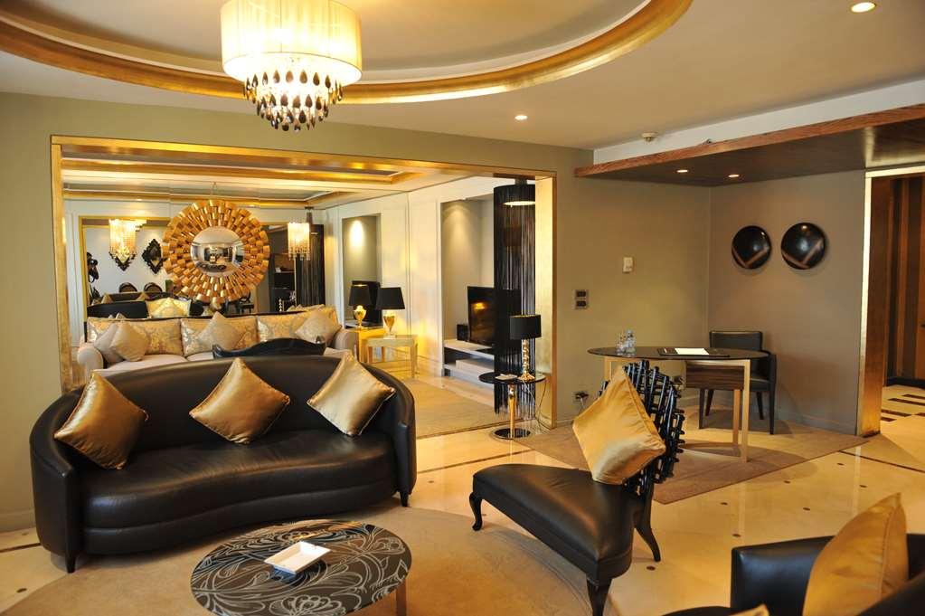 Hotel Farah Casablanca Phòng bức ảnh A suite at the Taj Mahal Palace, Mumbai