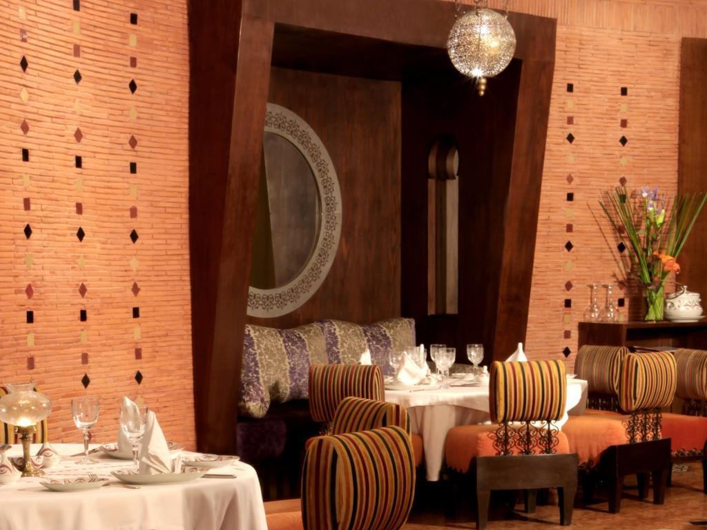 Hotel Farah Casablanca Ngoại thất bức ảnh The restaurant