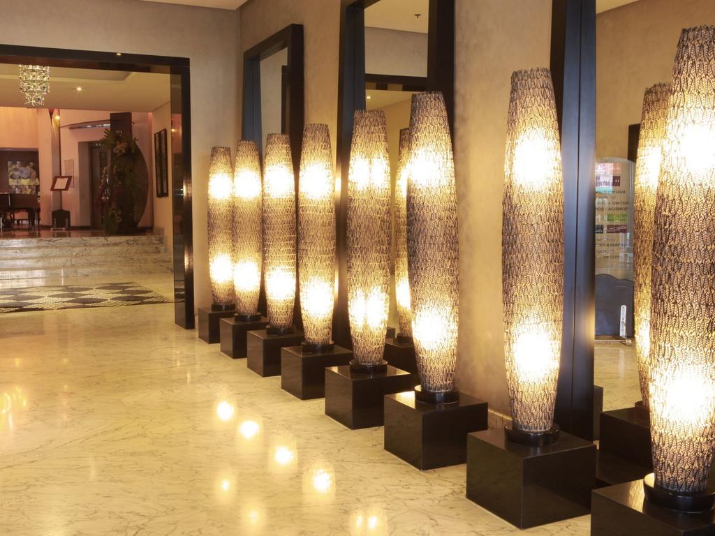 Hotel Farah Casablanca Ngoại thất bức ảnh The interior of the hotel