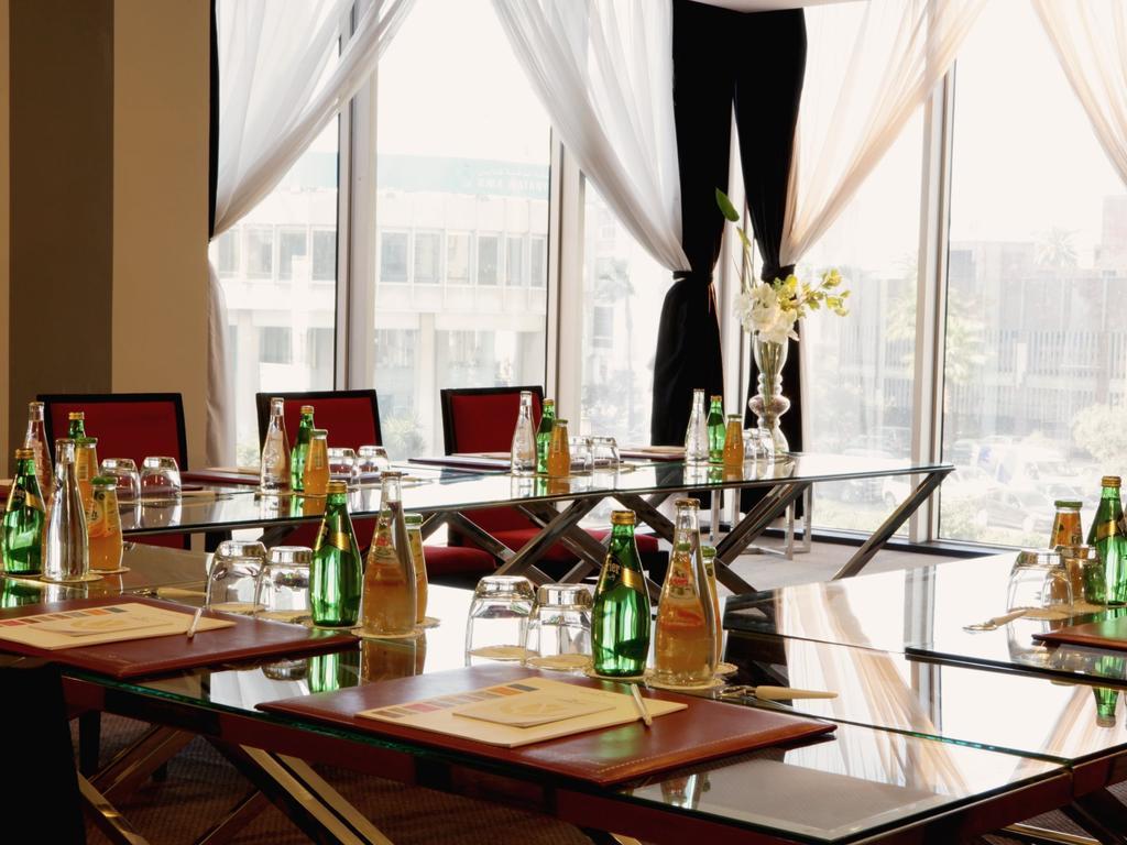 Hotel Farah Casablanca Ngoại thất bức ảnh Meeting room