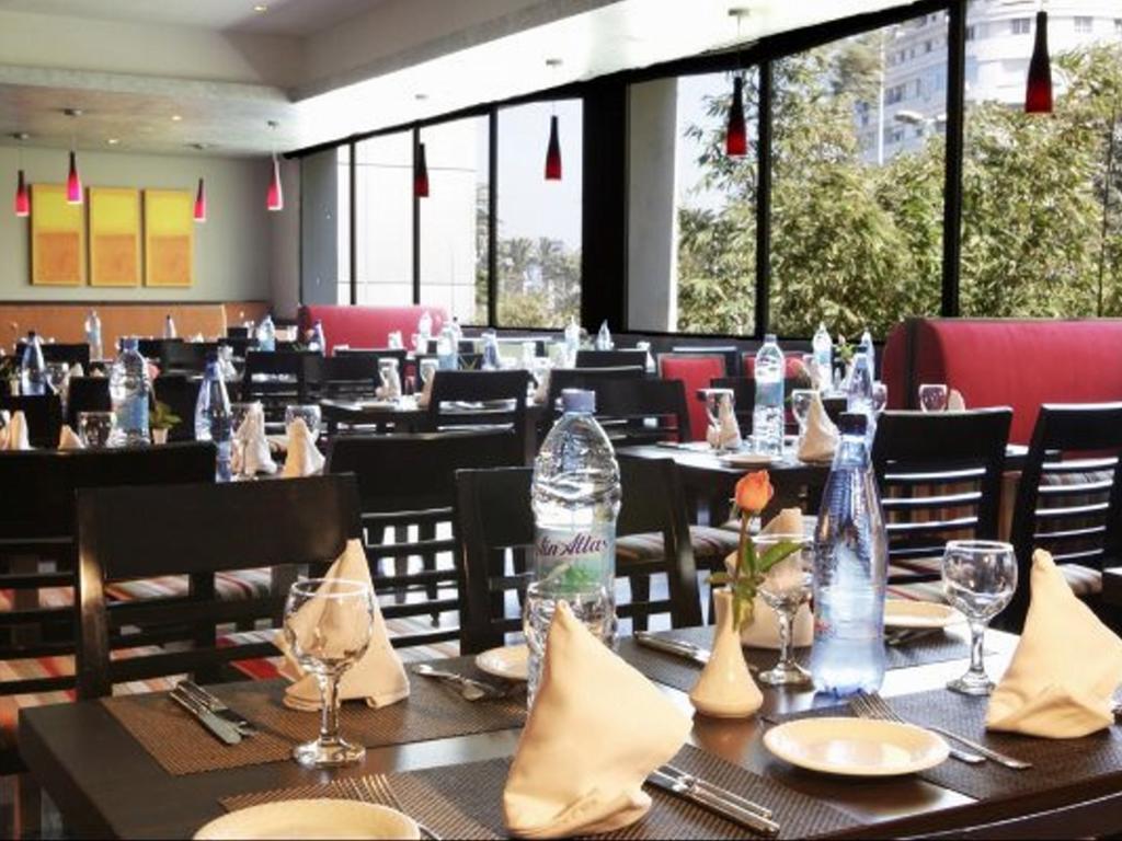 Hotel Farah Casablanca Ngoại thất bức ảnh Restaurant